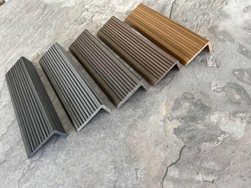 Уголок из ДПК Latitudo Шоколад купить в Анапе