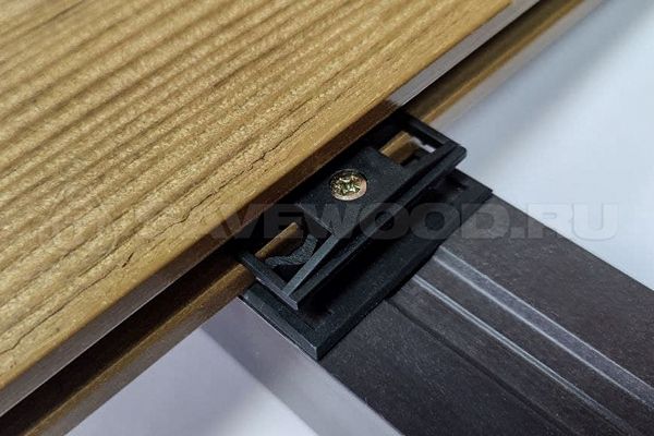 Кляммер для террасной доски пластиковый Savewood купить в Анапе
